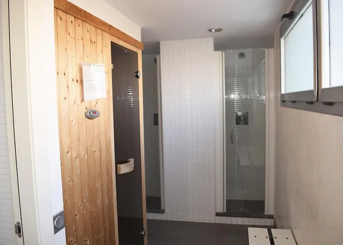 Anacasa Elegance Les Marines Ap2106 Apartment